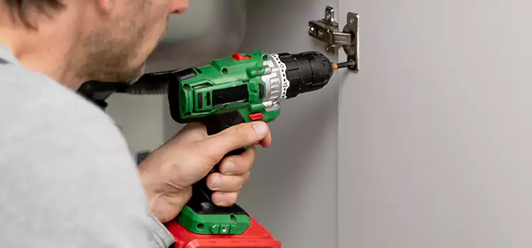 Commercial Door Hinge Repair Liberty
